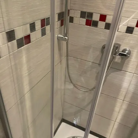 Ostello Aviendo Center *