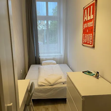 호스텔 Aviendo Center